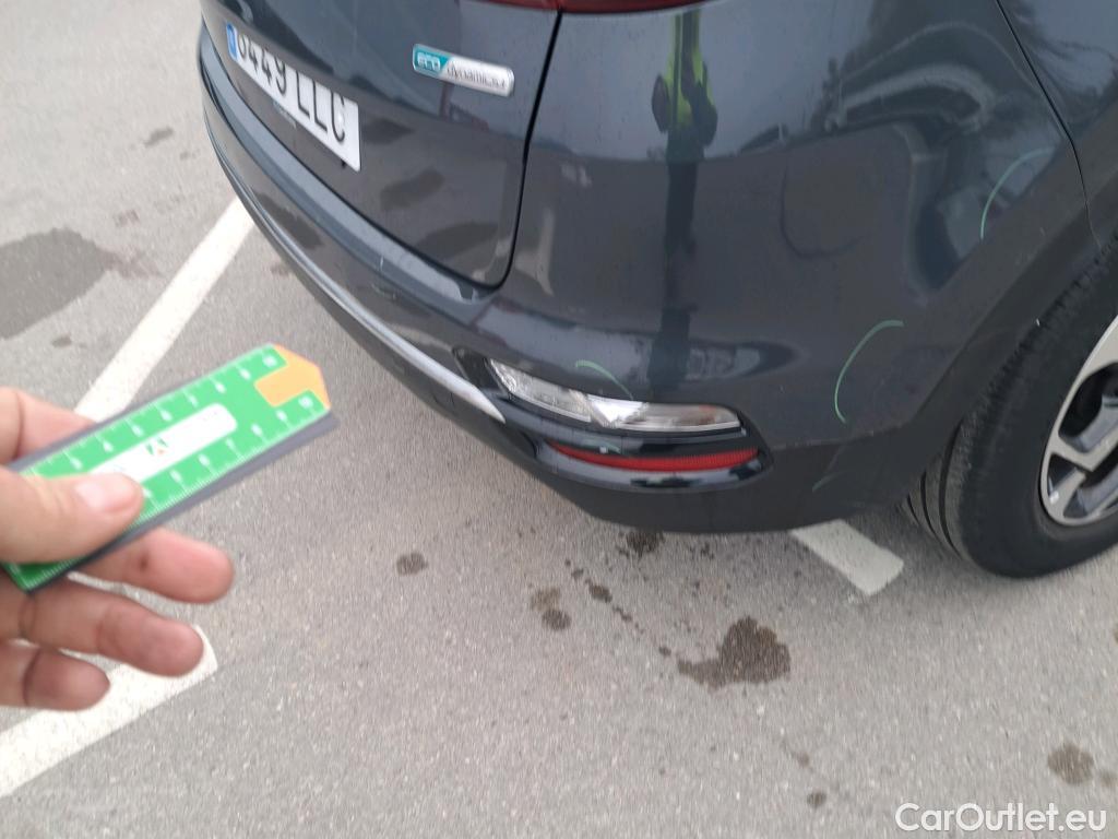  KIA  Sportage KIA  1.6MHEV Drive 100kW(136CV) 4x2(Crist Tintados)(CX) #49