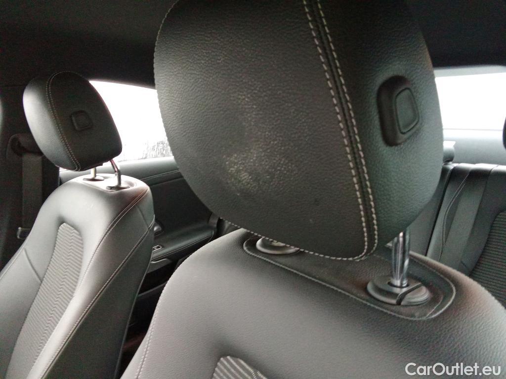  Mercedes  CLA-Klasse MERCEDES-BENZ CLA / 2019 / 4P / coupé CLA 250 e #28