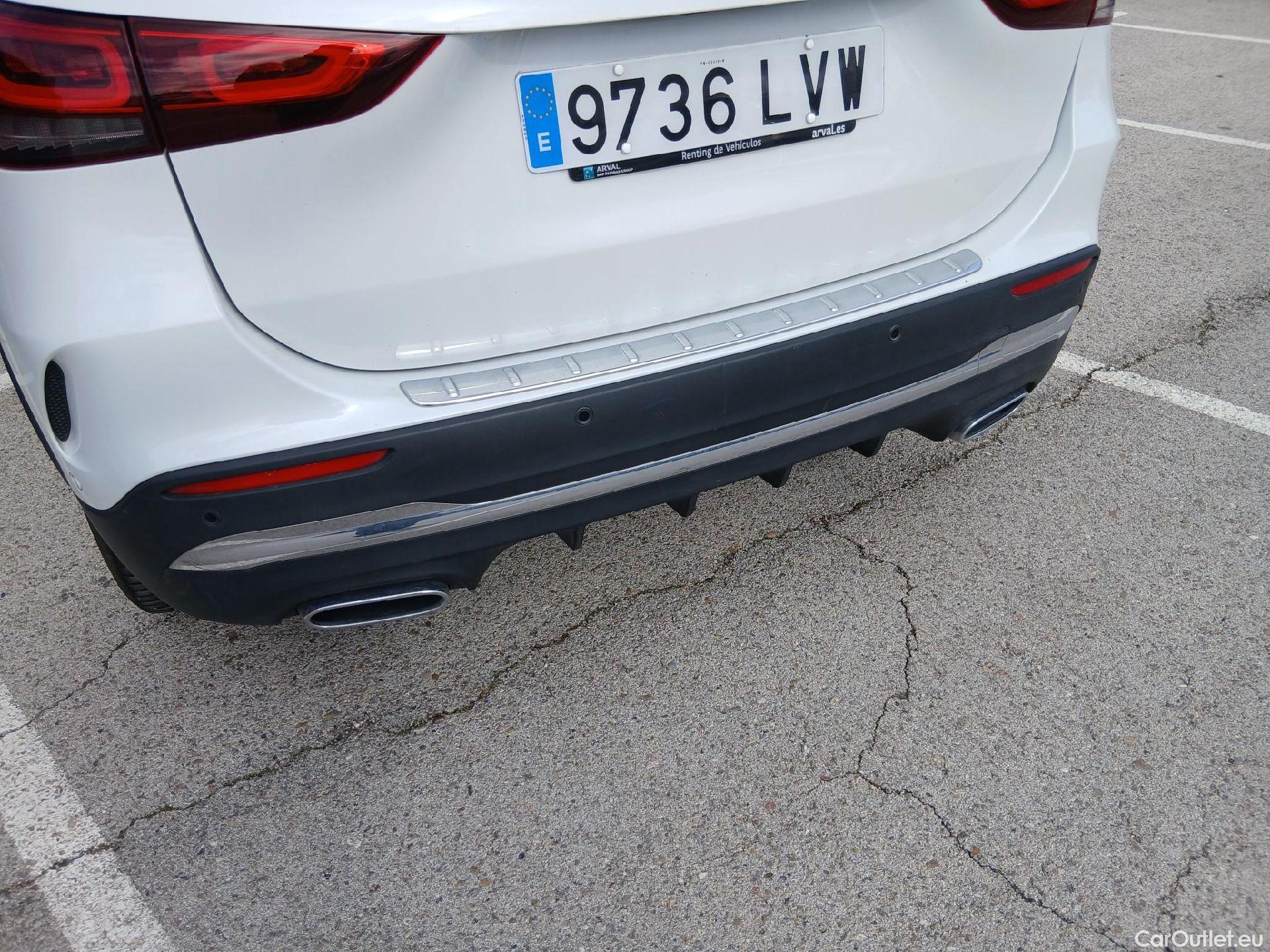  Mercedes  GLA MERCEDES-BENZ  / 2020 / 5P / todoterreno  250 e #17