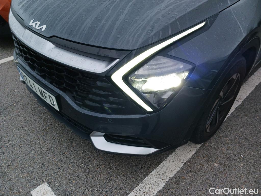  KIA  Sportage KIA  / 2022 / 5P / todoterreno 1.6 T-GDi MHEV 110kW (150CV) Drive 4x2 (AC4) #17