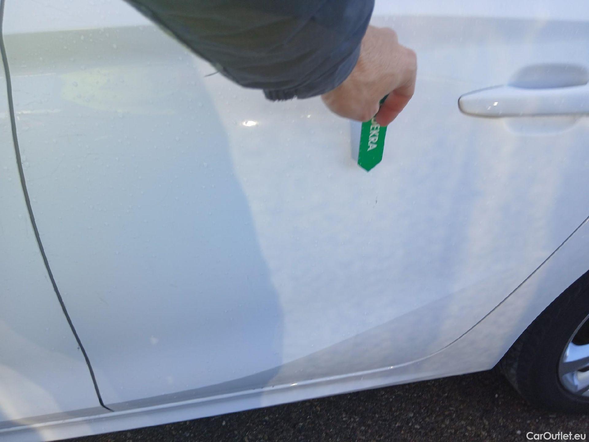  Opel  Corsa OPEL  1.2T XHL 74kW (100CV) Elegance #6