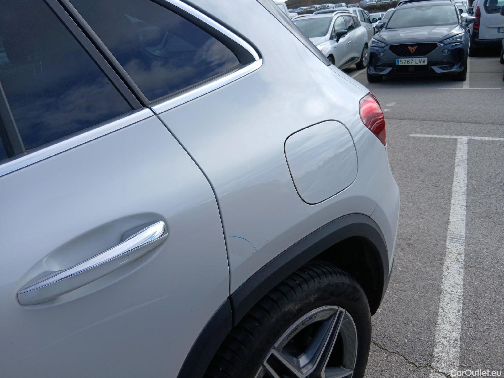  Mercedes  GLA MERCEDES-BENZ  / 2020 / 5P / todoterreno  250 e #15