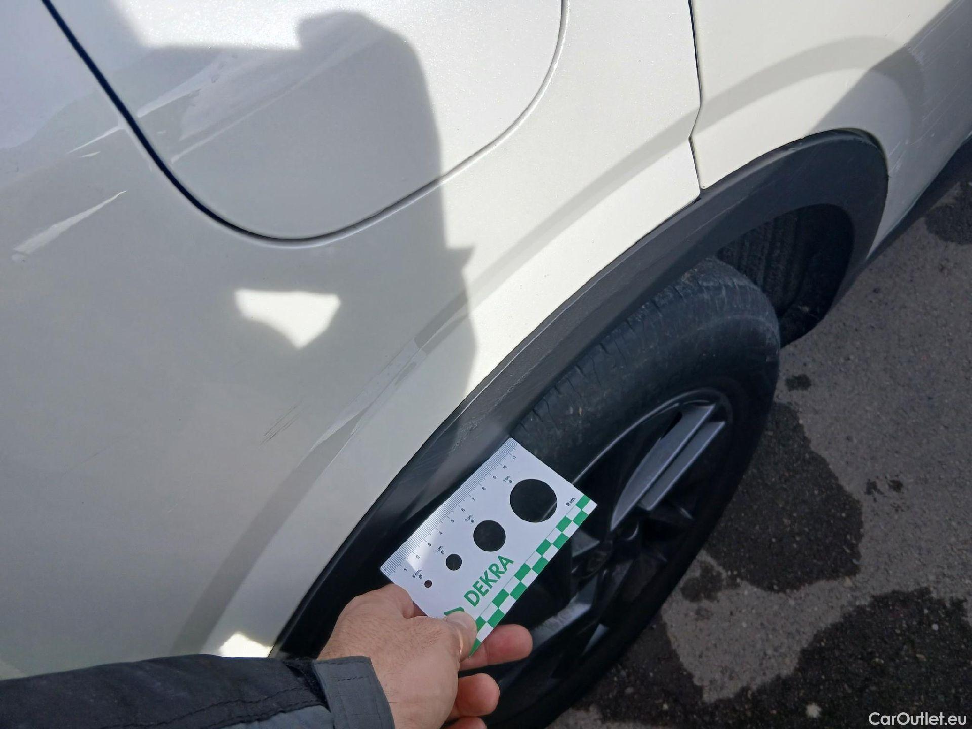  Nissan  Qashqai NISSAN  / 2021 / 5P / todoterreno DIG-T 116kW (158CV) mHEV Xtronic Acenta (AC2) #21