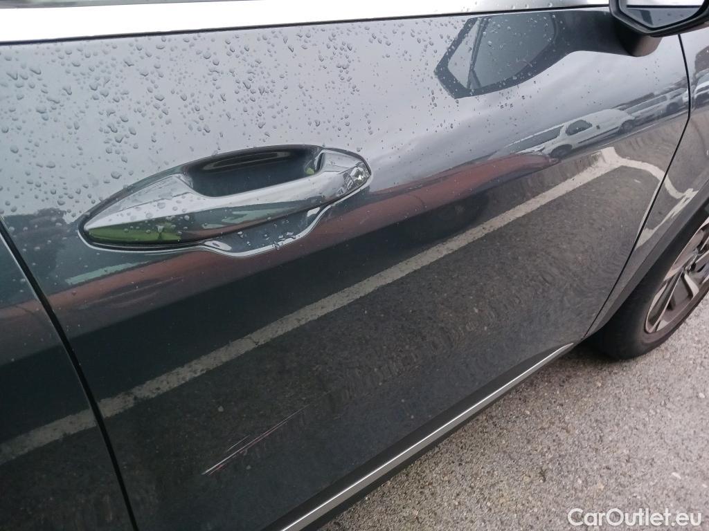  KIA  Sportage KIA  / 2022 / 5P / todoterreno 1.6 T-GDi MHEV 110kW (150CV) Drive 4x2 (AC4) #3