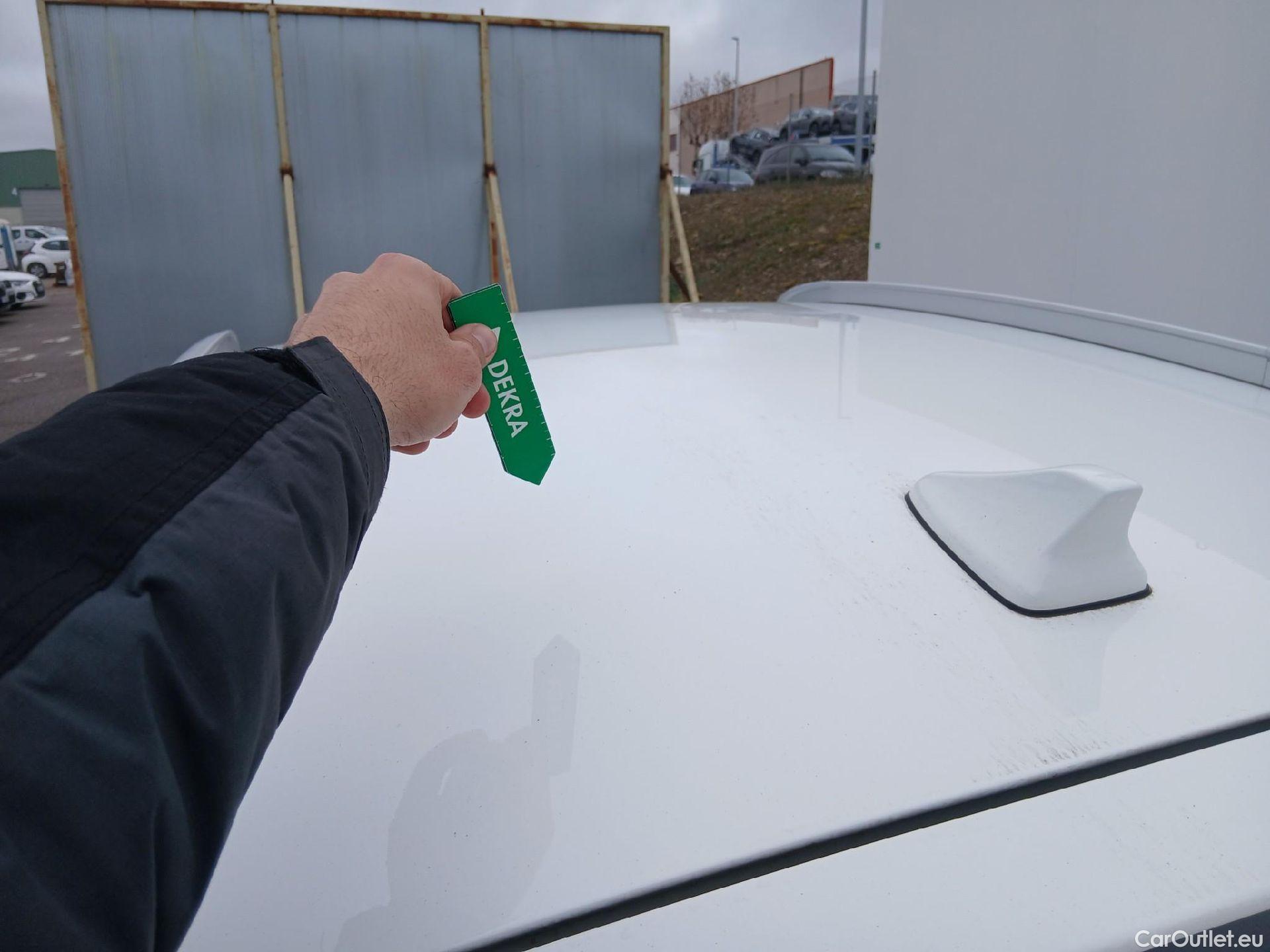  KIA  Niro KIA  / 2019 / 5P / crossover 1.6 GDi HEV 104kW (141CV) Drive #10