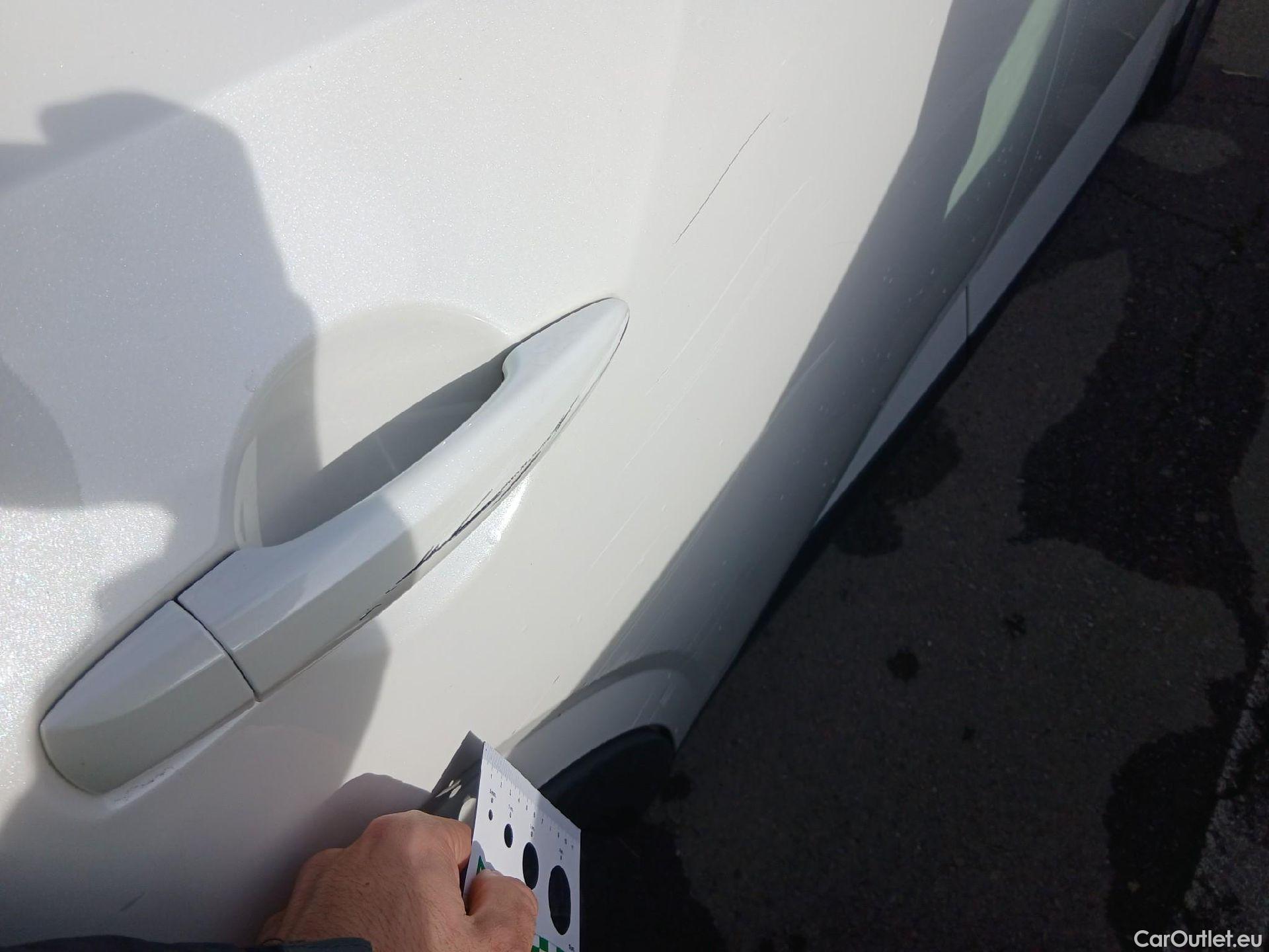  Nissan  Qashqai NISSAN  / 2021 / 5P / todoterreno DIG-T 116kW (158CV) mHEV Xtronic Acenta (AC2) #23