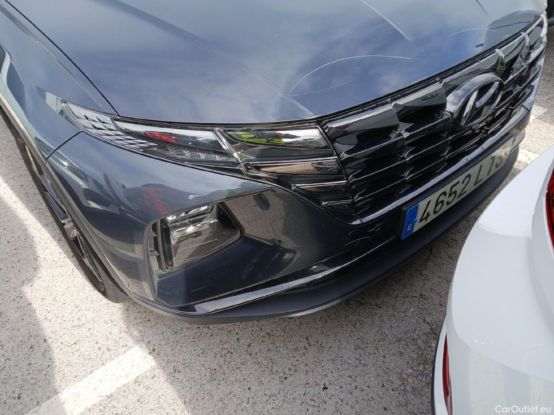  Hyundai  Tucson HYUNDAI  / 2020 / 5P / todoterreno 1.6 TGDI PHEV 195kW Style Auto 4x4 #11