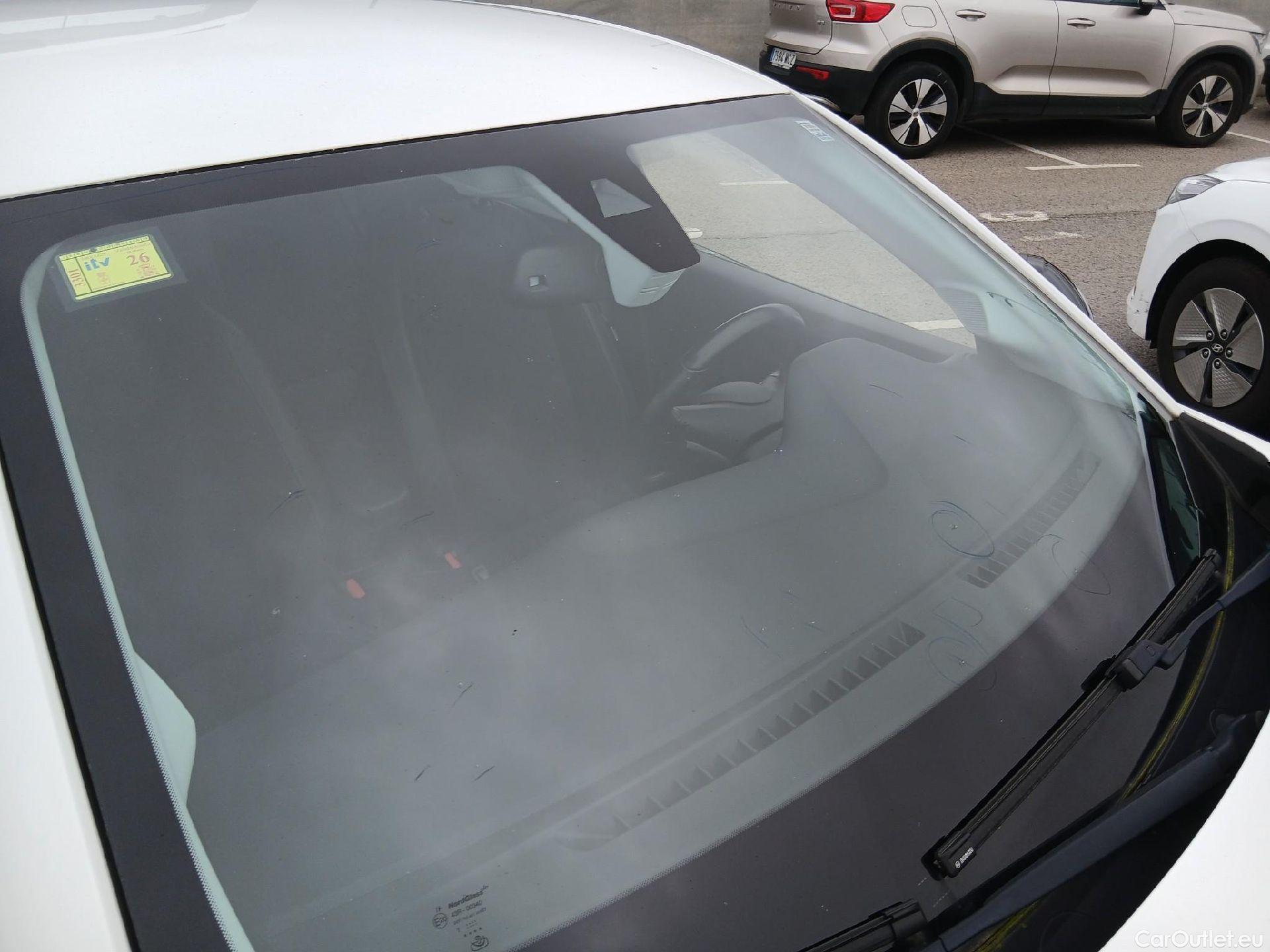  Opel  Corsa OPEL  / 2019 / 5P / berlina con portón 1.2T XHL 74kW (100CV) Elegance (CX) #4