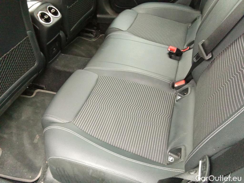  Mercedes  CLA-Klasse MERCEDES-BENZ CLA / 2019 / 4P / coupé CLA 250 e #27