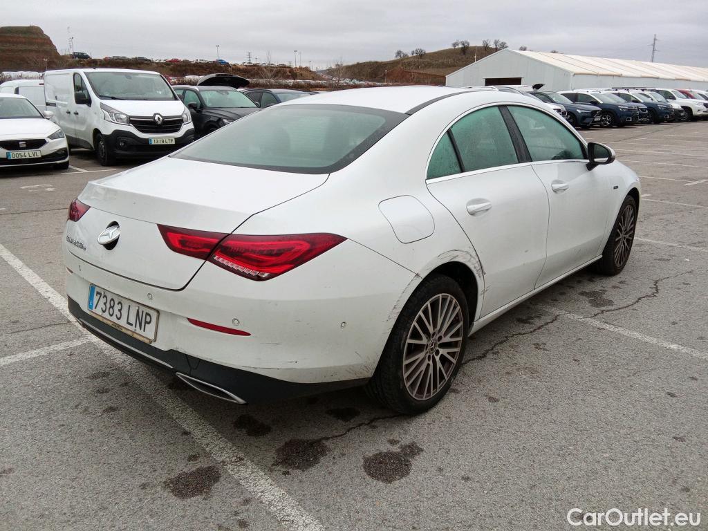  Mercedes  CLA-Klasse MERCEDES-BENZ CLA / 2019 / 4P / coupé CLA 250 e #23
