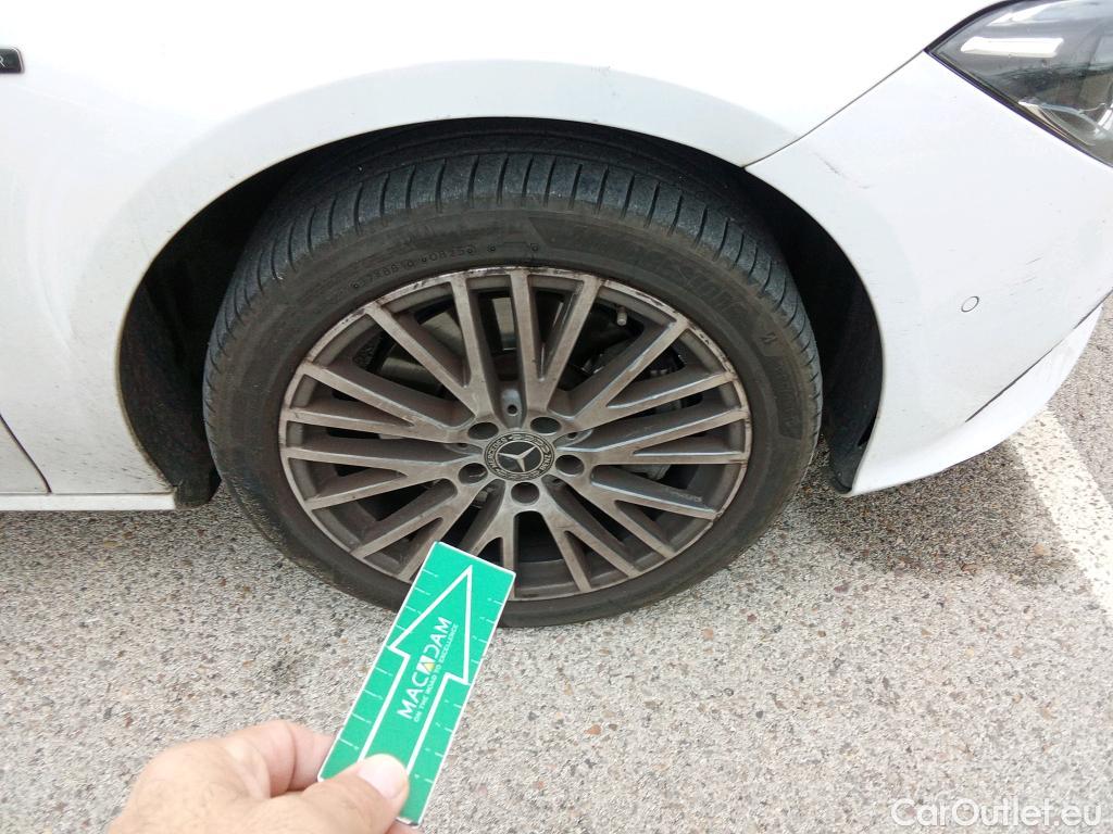  Mercedes  CLA-Klasse MERCEDES-BENZ CLA / 2019 / 4P / coupé CLA 250 e #14