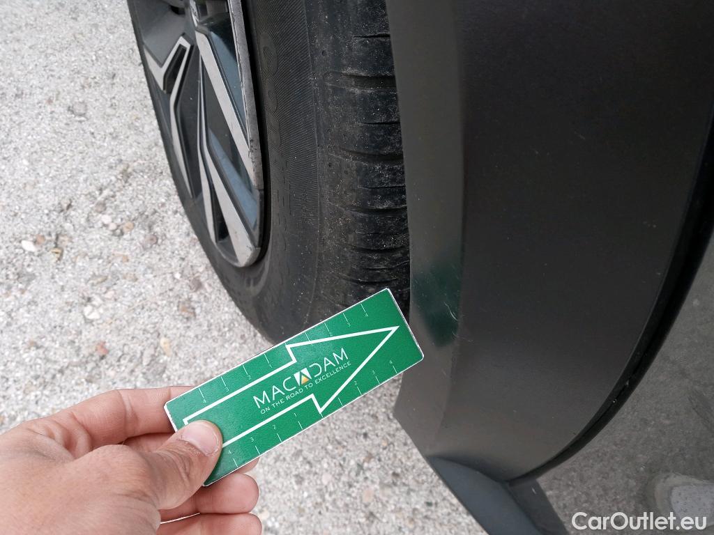  Nissan  Juke NISSAN  / 2019 / 5P / crossover DIG-T 84 kW (114 CV) DCT 7 Vel. Acenta #24