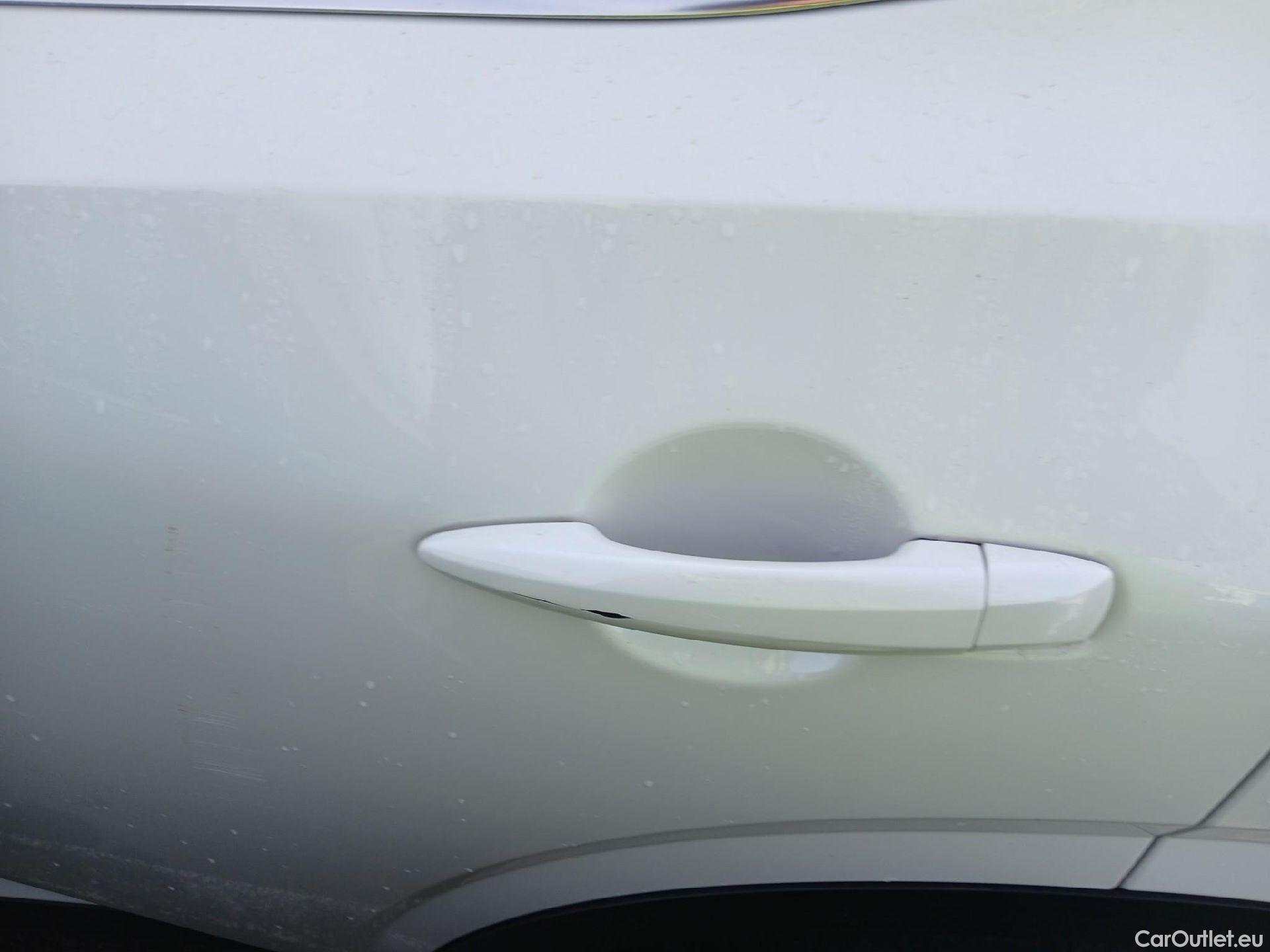  Nissan  Qashqai NISSAN  / 2021 / 5P / todoterreno DIG-T 116kW (158CV) mHEV Xtronic Acenta (AC2) #9