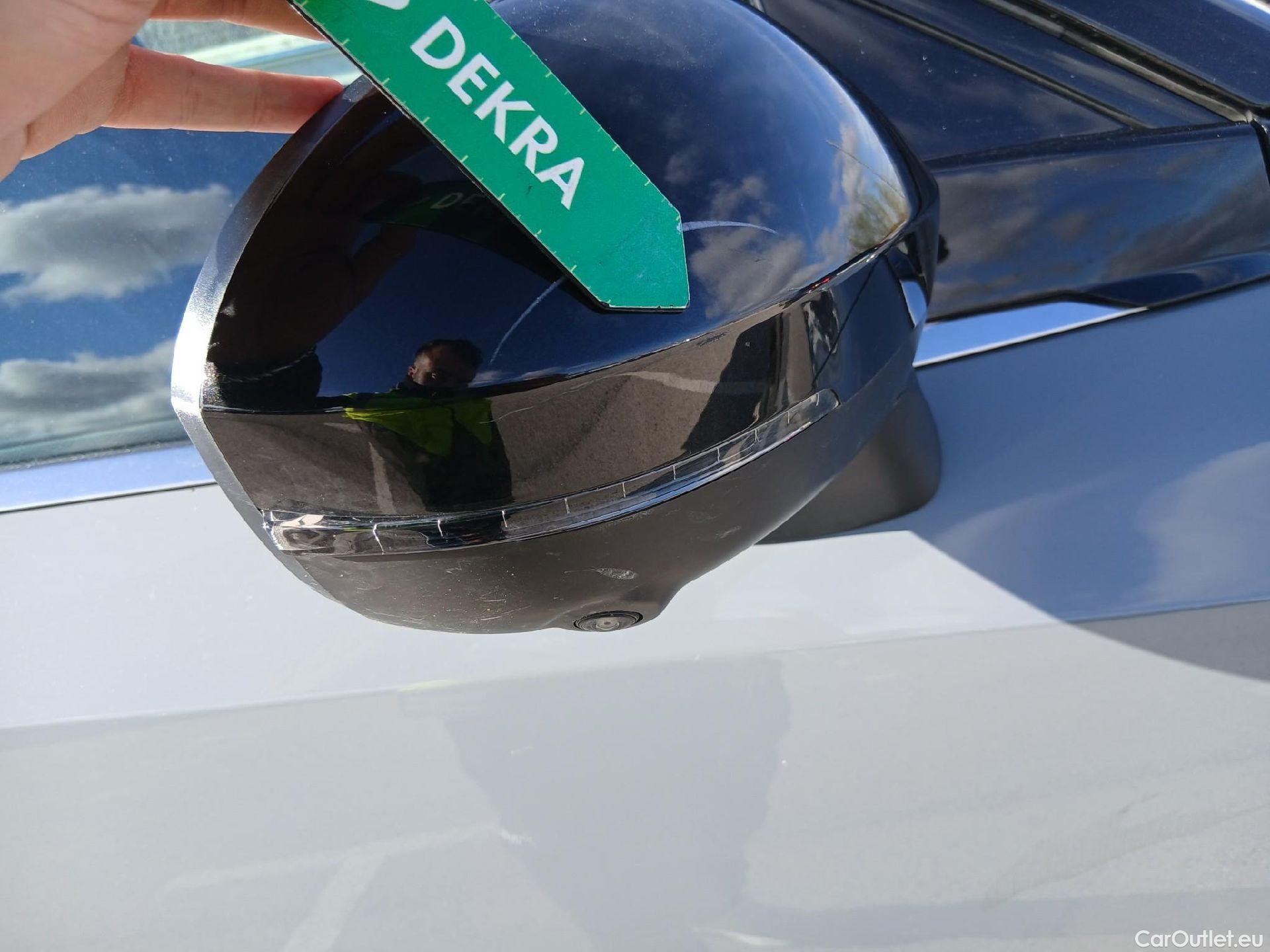  Nissan  Qashqai NISSAN  / 2021 / 5P / todoterreno DIG-T 116kW (158CV) mHEV Xtronic Tekna+ #21