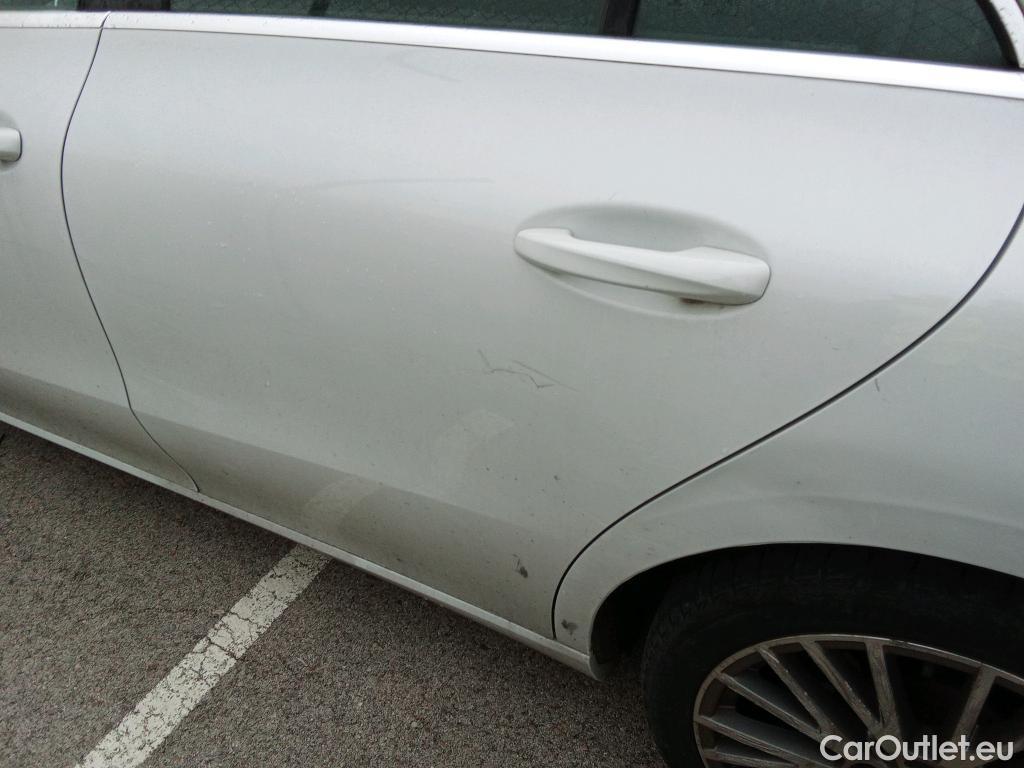  Mercedes  CLA-Klasse MERCEDES-BENZ CLA / 2019 / 4P / coupé CLA 250 e #17