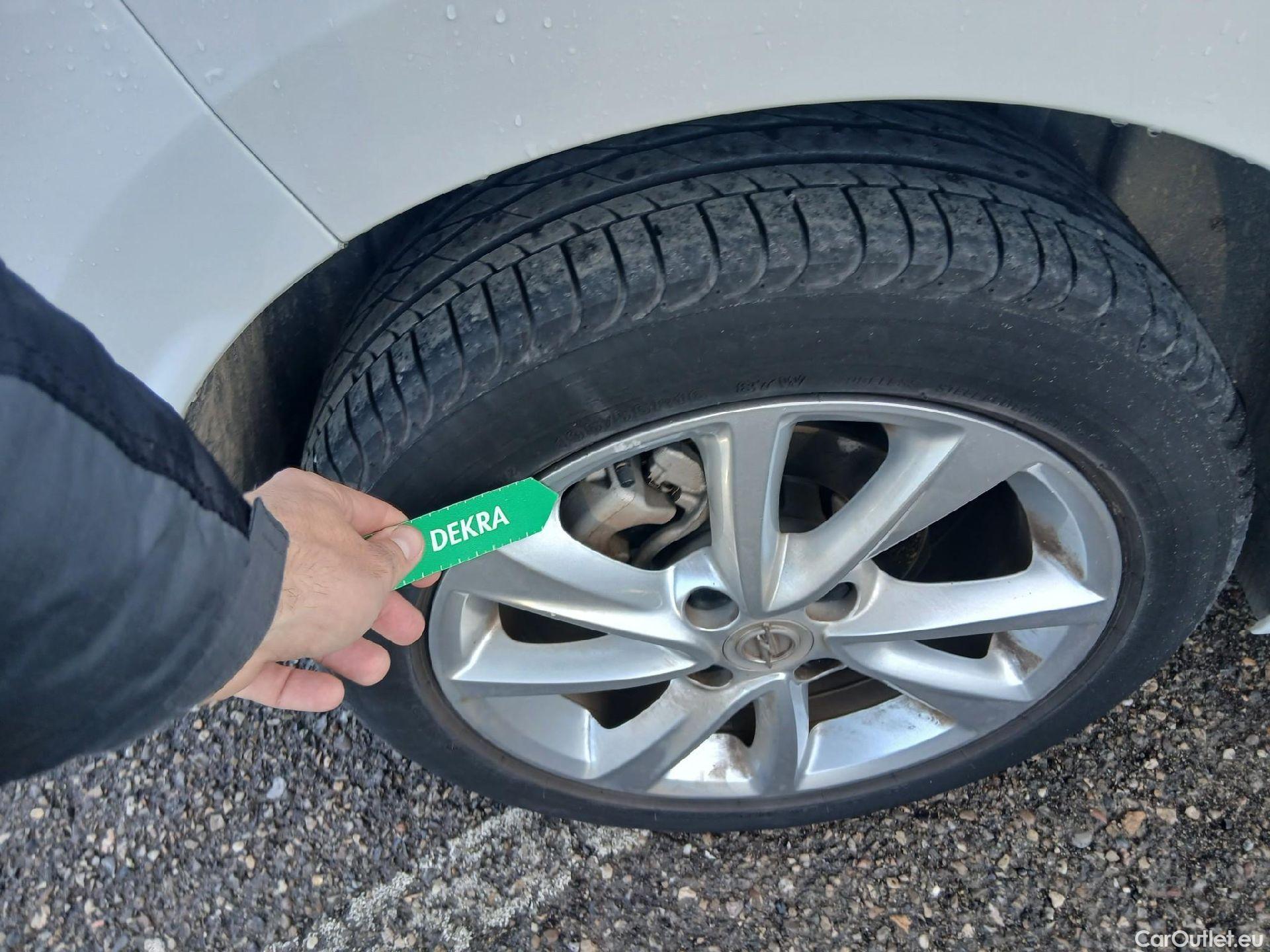  Opel  Corsa OPEL  1.2T XHL 74kW (100CV) Elegance #13