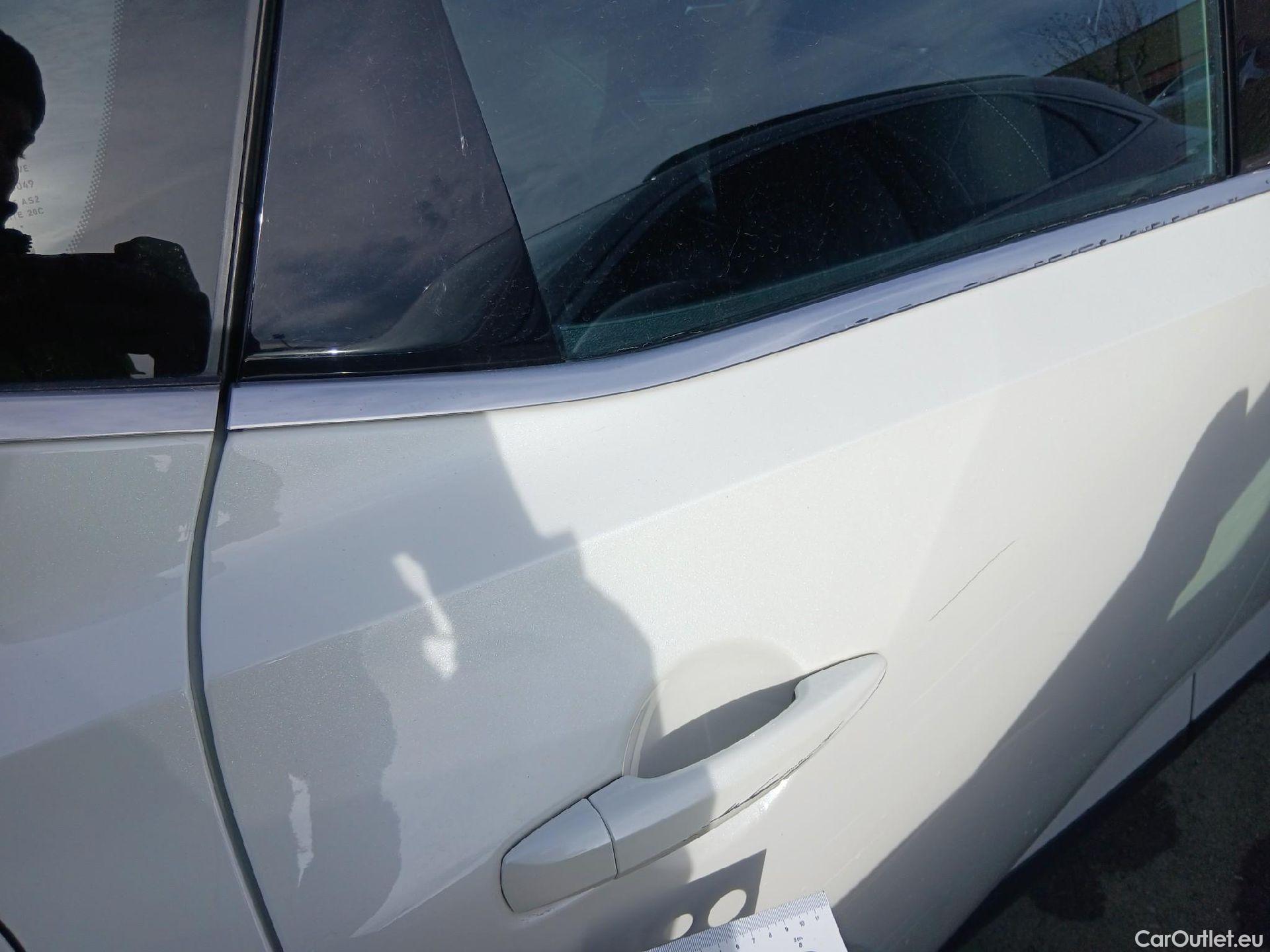  Nissan  Qashqai NISSAN  / 2021 / 5P / todoterreno DIG-T 116kW (158CV) mHEV Xtronic Acenta (AC2) #25