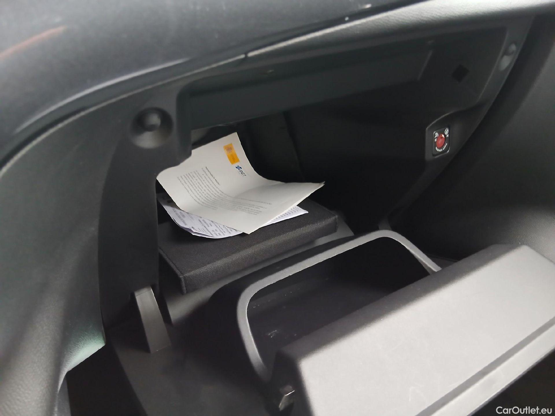  Opel  Corsa OPEL  / 2019 / 5P / berlina con portón 1.2T XHL 74kW (100CV) Elegance (CX) #1