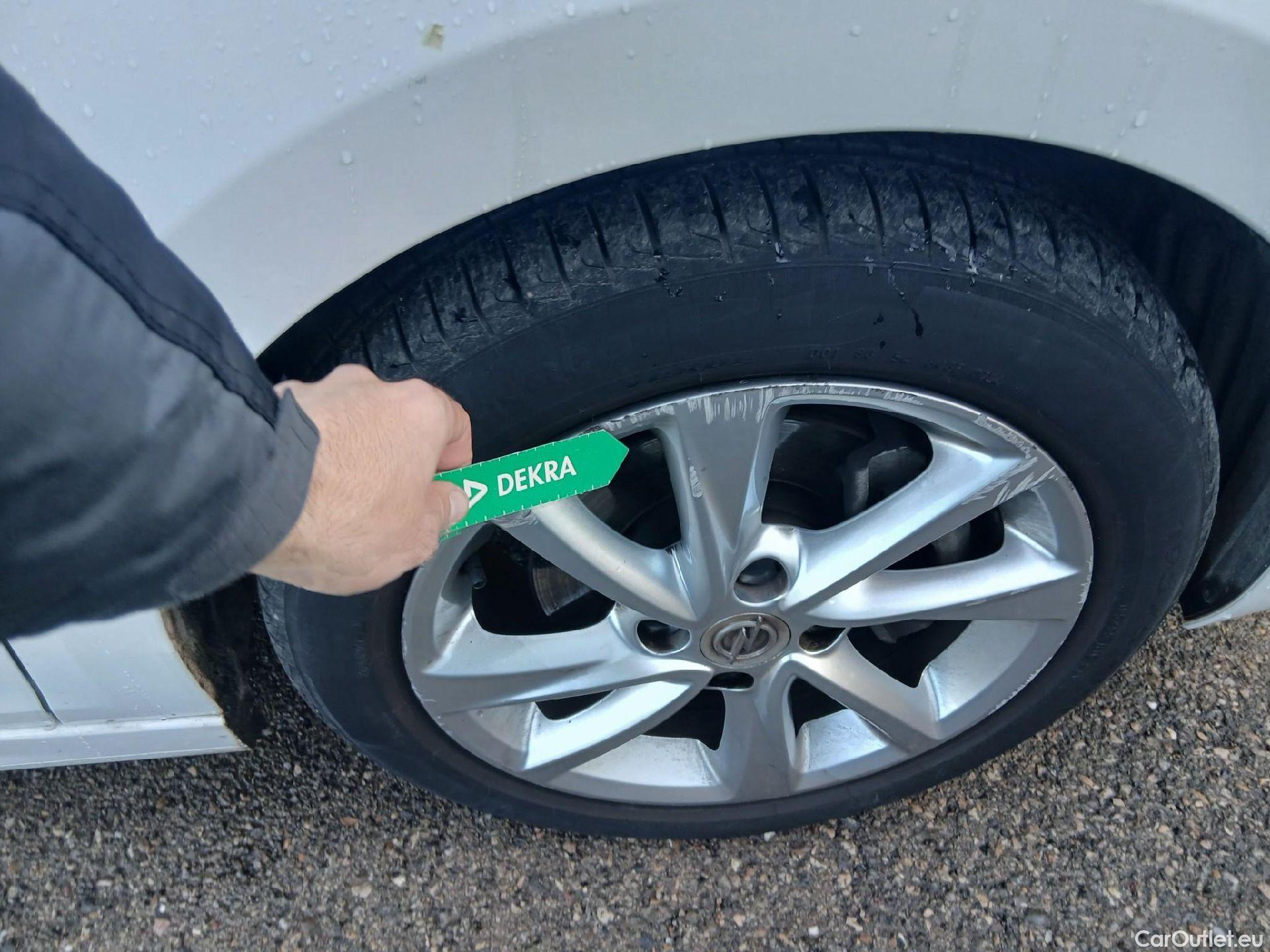  Opel  Corsa OPEL  1.2T XHL 74kW (100CV) Elegance #24