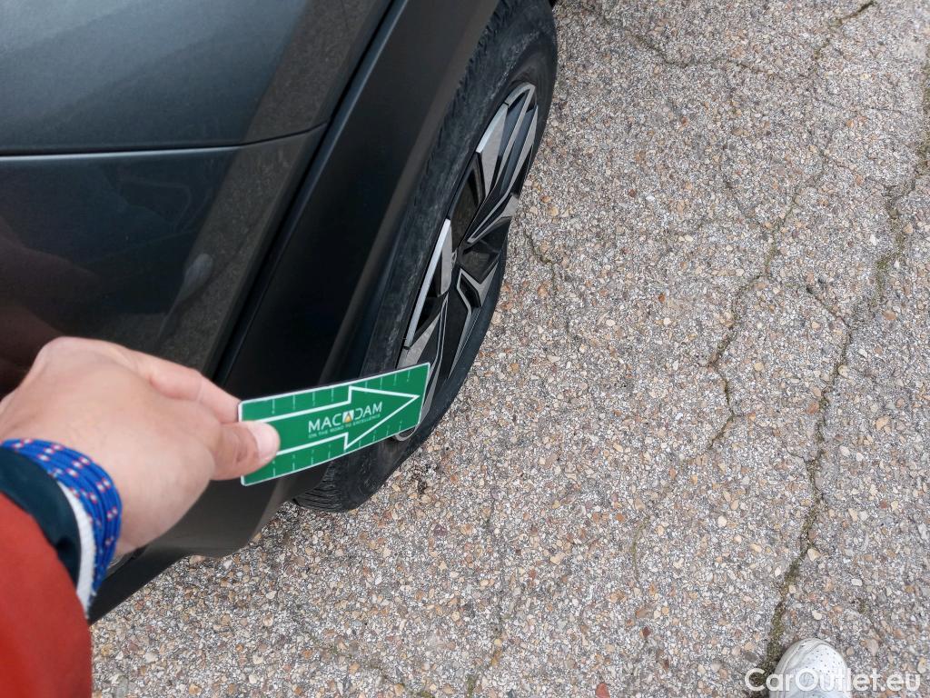  Nissan  Juke NISSAN  / 2019 / 5P / crossover DIG-T 84 kW (114 CV) DCT 7 Vel. Acenta #2