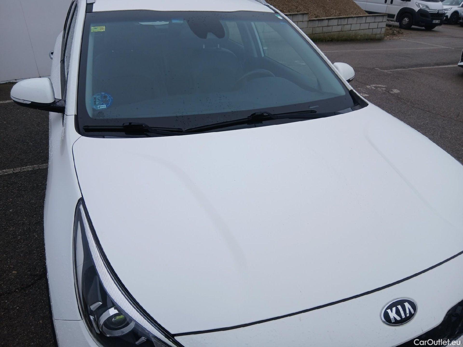  KIA  Niro KIA  / 2019 / 5P / crossover 1.6 GDi HEV 104kW (141CV) Drive #1