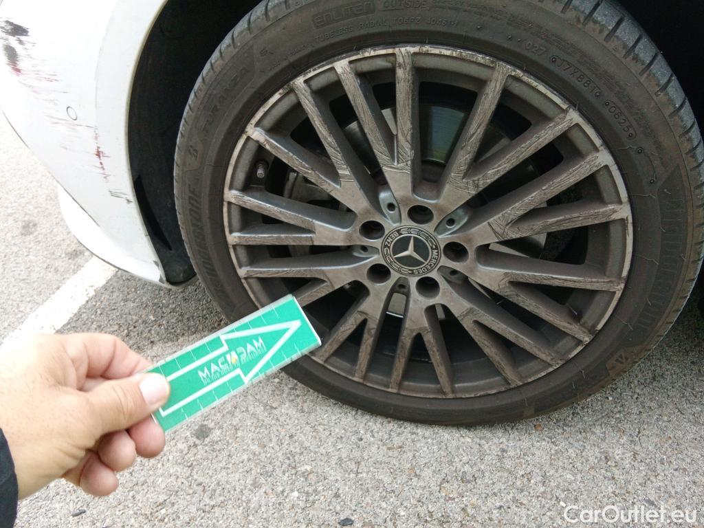  Mercedes  CLA-Klasse MERCEDES-BENZ CLA / 2019 / 4P / coupé CLA 250 e #12