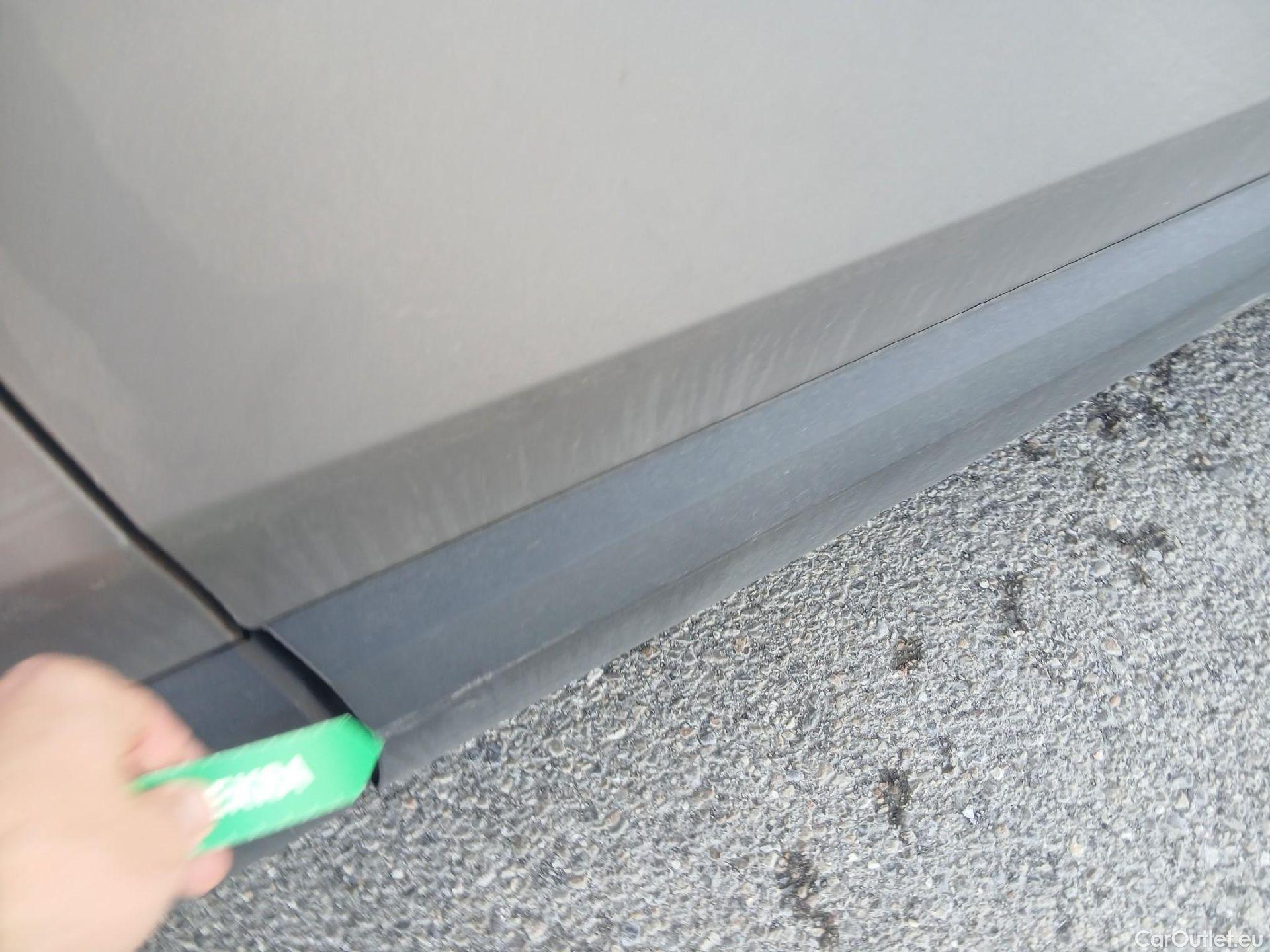  Toyota  C-HR TOYOTA  / 2016 / 5P / todoterreno 1.8 125H Advance (CX) #33