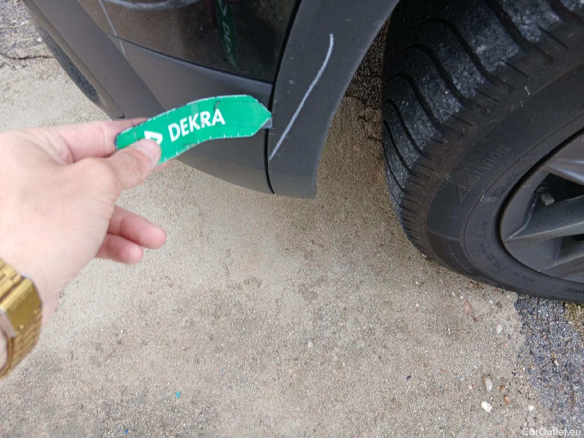  Volkswagen  Tiguan VOLKSWAGEN  Allspace / 2021 / 5P / todoterreno Life 2.0 TDI 110kW (150CV) DSG #15