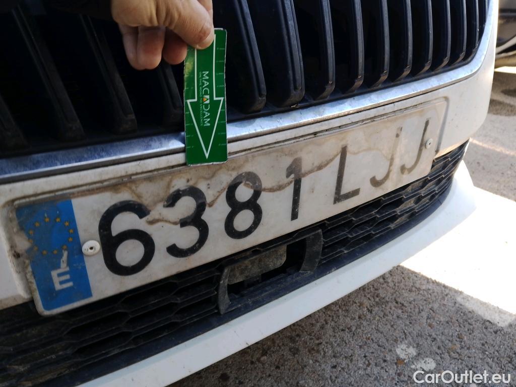  Skoda  Fabia SKODA  / 2018 / 5P / berlina con portón 1.0 TSI 81kW (110cv) Ambition Plus (CX) #34