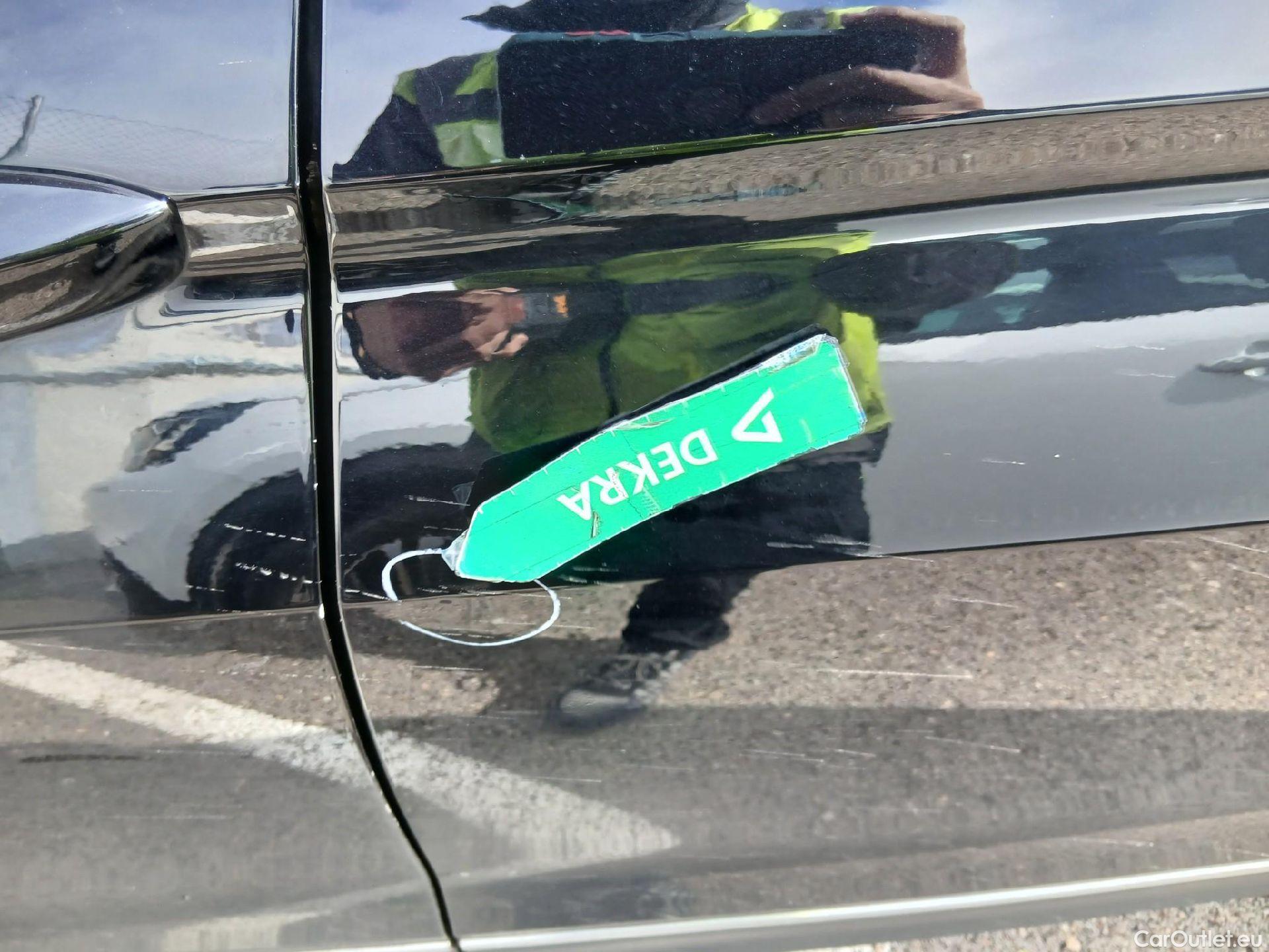  Volkswagen  Tiguan VOLKSWAGEN  Allspace / 2021 / 5P / todoterreno Life 2.0 TDI 110kW (150CV) DSG #23