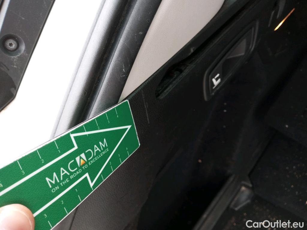  Renault  Megane RENAULT Mégane / 2015 / 5P / familiar Sp. Tourer Zen En. dCi 81kW (110CV) #31