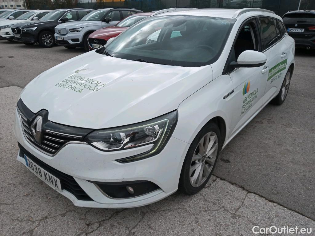  Renault  Megane RENAULT Mégane / 2015 / 5P / familiar Sp. Tourer Zen En. dCi 81kW (110CV) #53