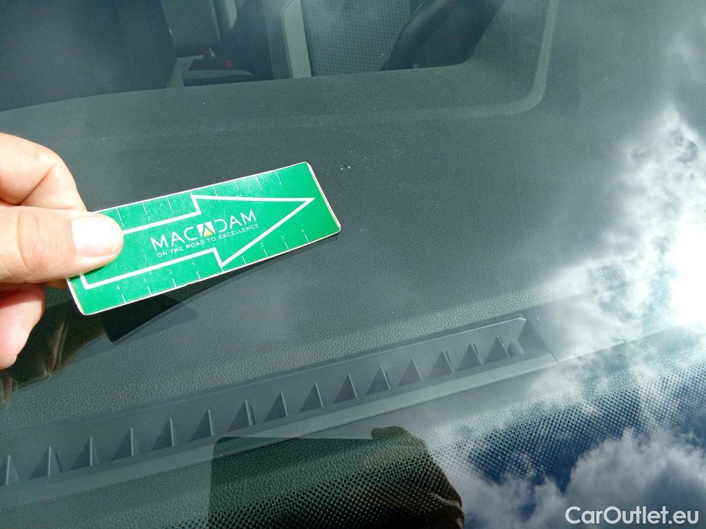  Volkswagen  Polo VOLKSWAGEN  / 2021 / 5P / berlina con portón Life 1.0 TSI 70kW (95CV) #4