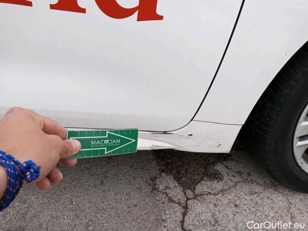  Toyota  Corolla TOYOTA  1.8 125H ACTIVE TECH E-CVT #25