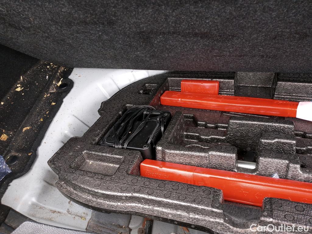  Toyota  Corolla TOYOTA  1.8 125H ACTIVE TECH E-CVT #14