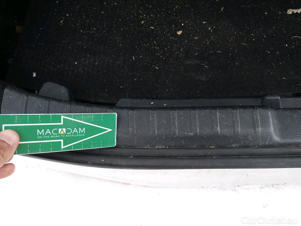  Toyota  Corolla TOYOTA  1.8 125H ACTIVE TECH E-CVT #26