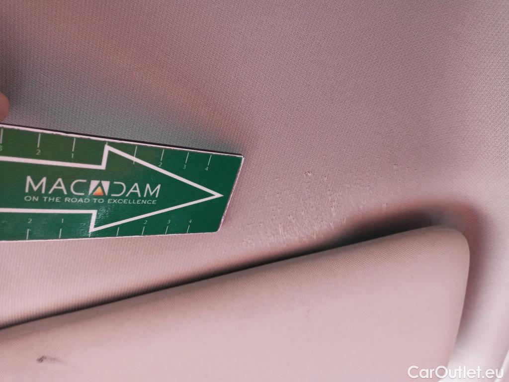  Renault  Megane RENAULT Mégane / 2015 / 5P / familiar Sp. Tourer Zen En. dCi 81kW (110CV) #3