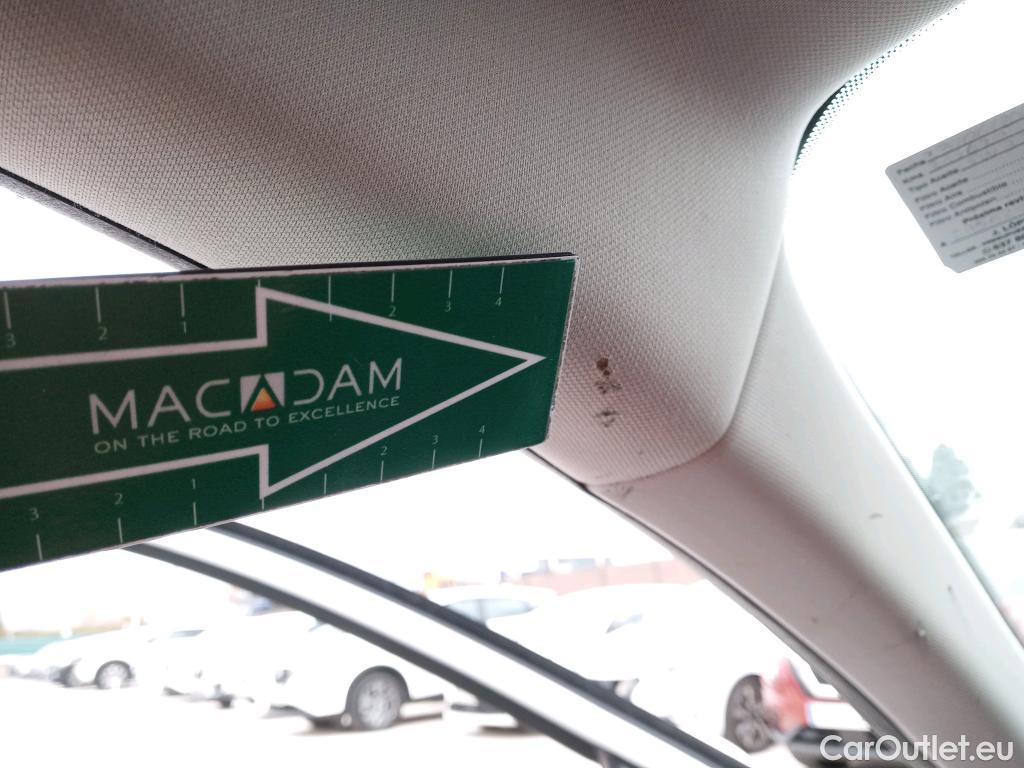  Renault  Megane RENAULT Mégane / 2015 / 5P / familiar Sp. Tourer Zen En. dCi 81kW (110CV) #2