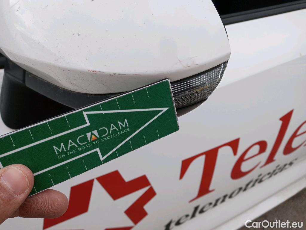  Toyota  Corolla TOYOTA  1.8 125H ACTIVE TECH E-CVT #47