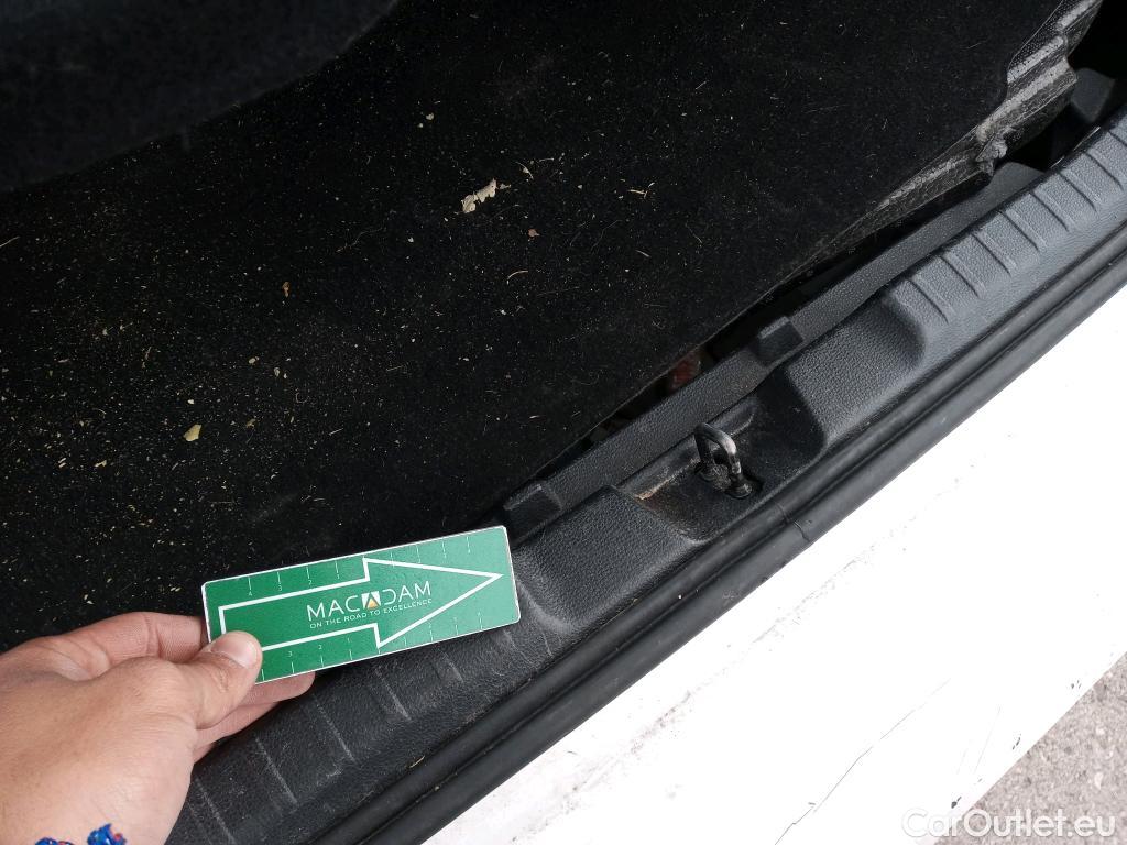  Toyota  Corolla TOYOTA  1.8 125H ACTIVE TECH E-CVT #27