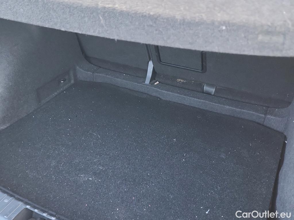  Seat  ATECA SEAT  / 2016 / 5P / todoterreno 2.0 TDI 110kW (150CV) DSG Style Go M(SP) #15