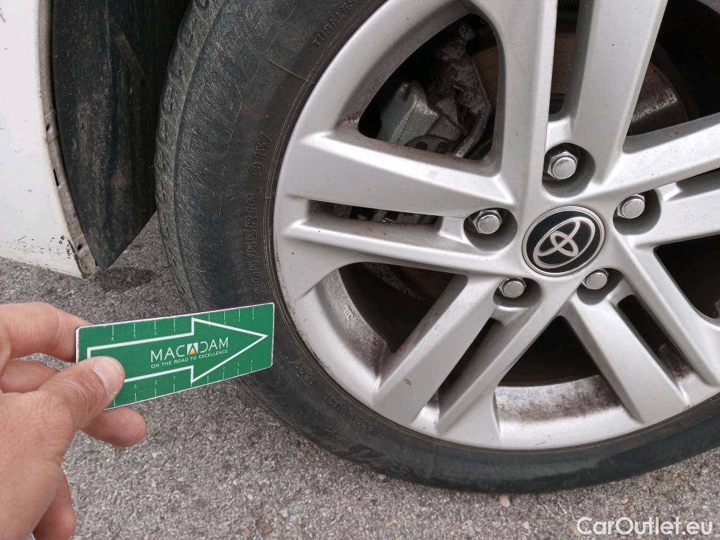  Toyota  Corolla TOYOTA  1.8 125H ACTIVE TECH E-CVT #20