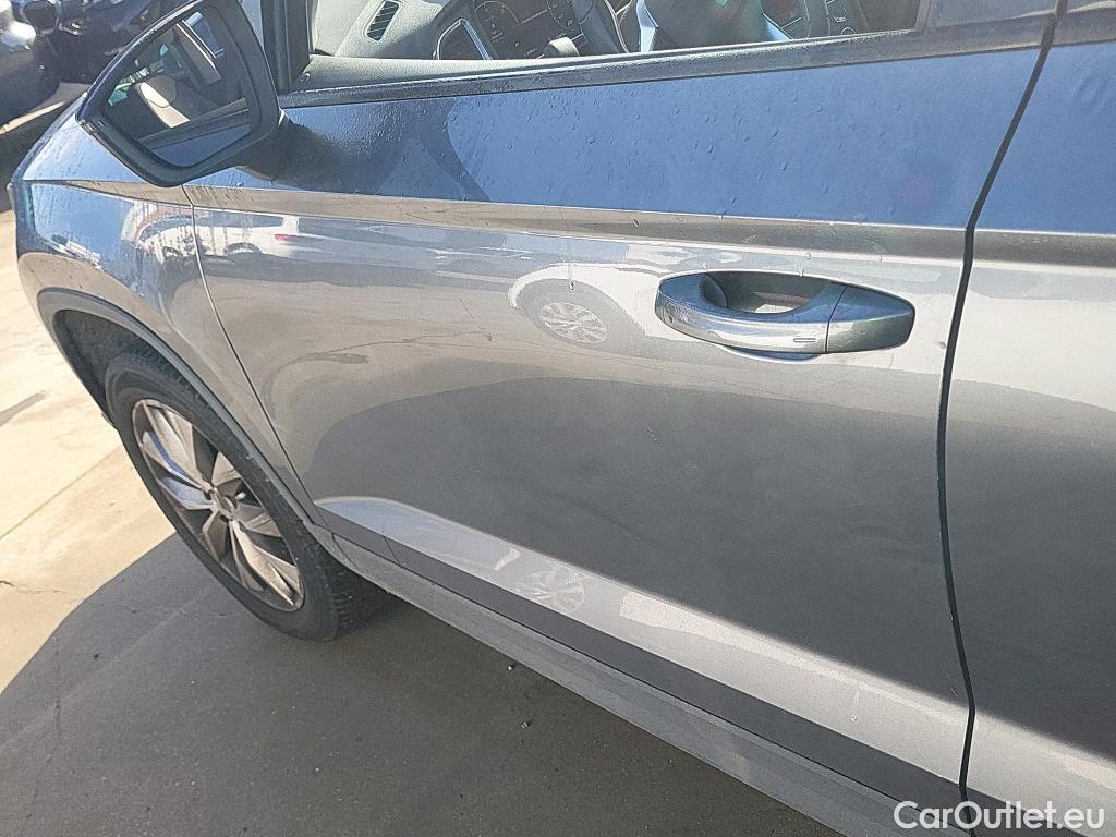  Seat  ATECA SEAT  / 2016 / 5P / todoterreno 2.0 TDI 110kW (150CV) DSG Style Go M(SP) #3