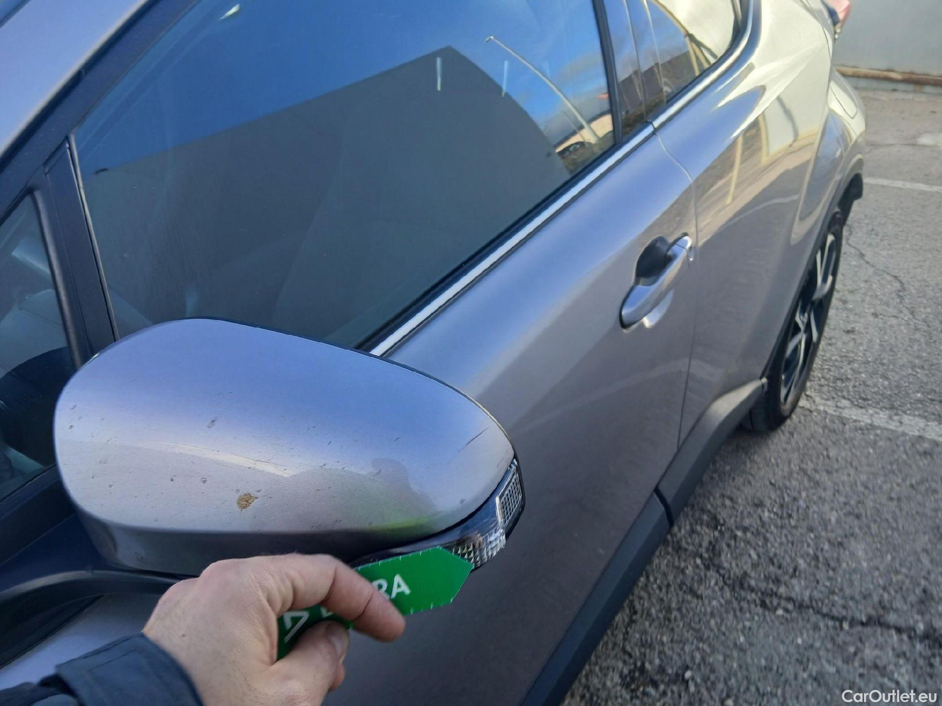  Toyota  C-HR TOYOTA  / 2016 / 5P / todoterreno 1.8 125H Advance (CX) #12