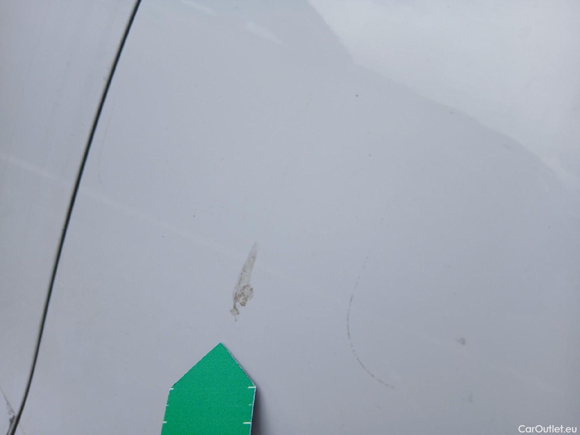  Volkswagen  Golf  VOLKSWAGEN / 2020 / 5P / familiar Life 1.0 eTSI 81kW (110CV) DSG Variant #14