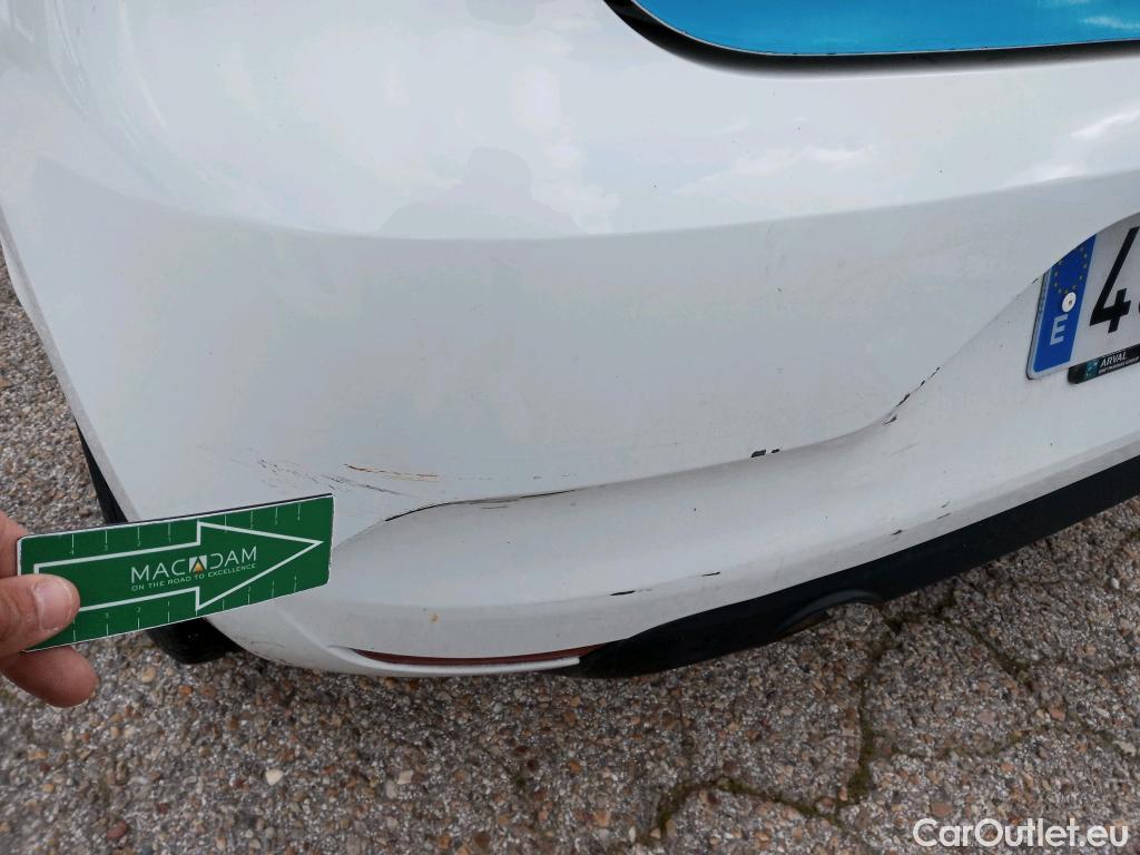  Renault  Clio RENAULT  / 2019 / 5P / berlina con portón Business TCe 74 kW (100CV) GLP #10