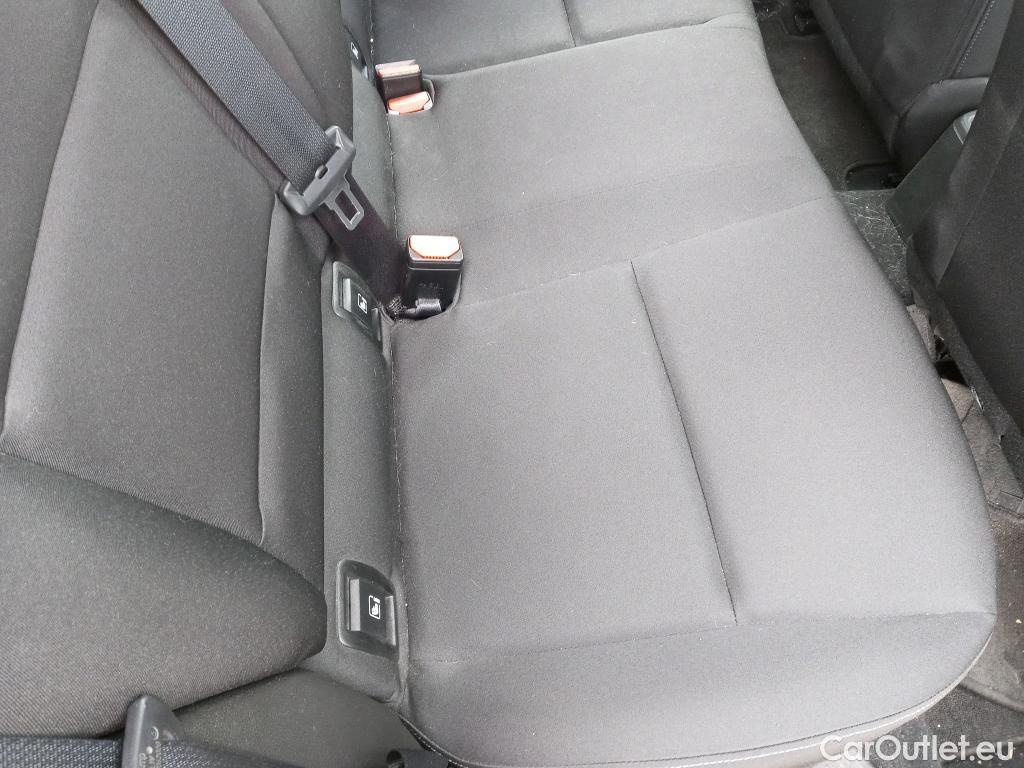  Renault  Clio RENAULT  / 2019 / 5P / berlina con portón Business TCe 74 kW (100CV) GLP #5