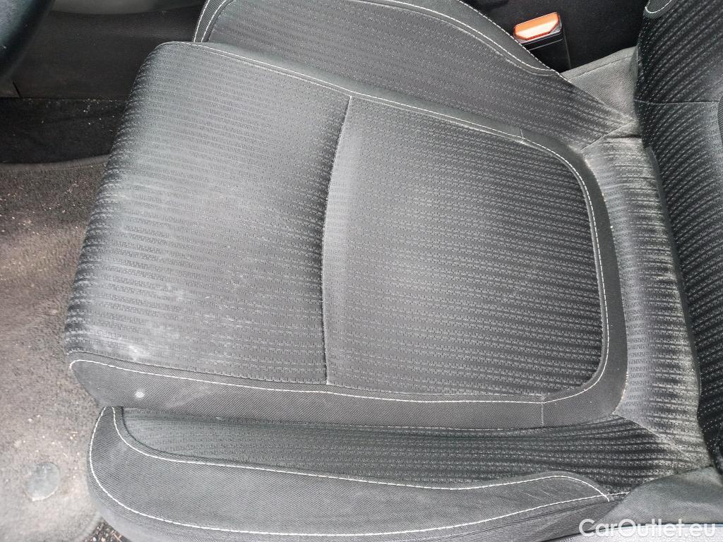  Renault  Megane RENAULT Mégane / 2015 / 5P / familiar Sp. Tourer Zen En. dCi 81kW (110CV) #16