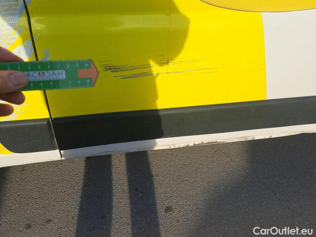  Opel  Movano  C HKa L2H2 3 5t Edition 140CV MT6 E6d #46