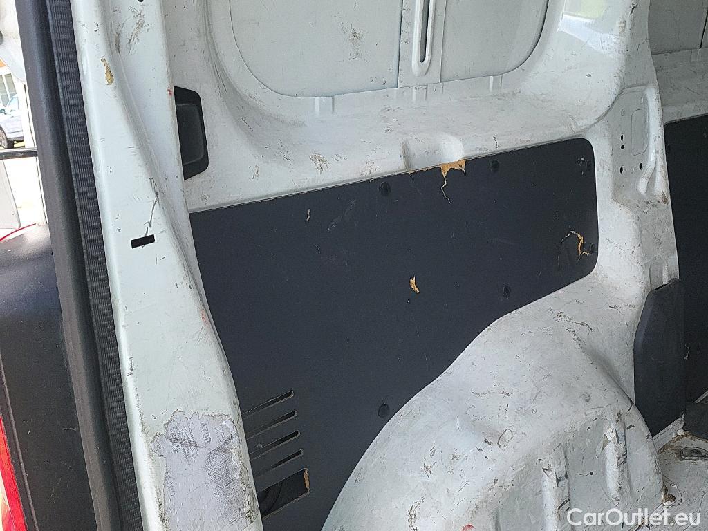  Peugeot  Expert PEUGEOT  Furgón Pro 2.0 BlueHDi 120 S&S Standard #3